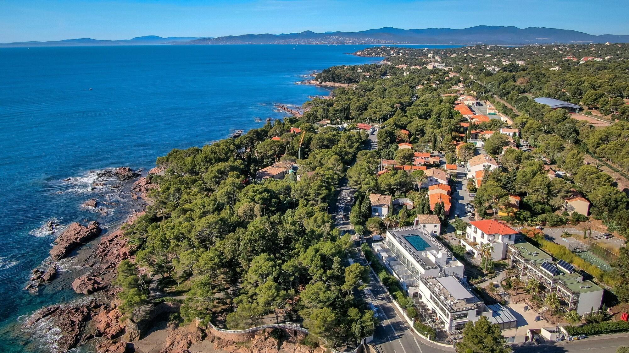 فندق Sowell Family Riviera Saint-Raphaël المظهر الخارجي الصورة